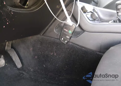 2015 Dodge Challenger Sxt z USA, uszkodzony, nr VIN 2C3CDZAG3FH717843